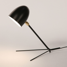 E27 Modern Simple Iron Black Triangle Serge Mouille Style Cocotte Desk Lamp for Home Hotel Decoration and Reading